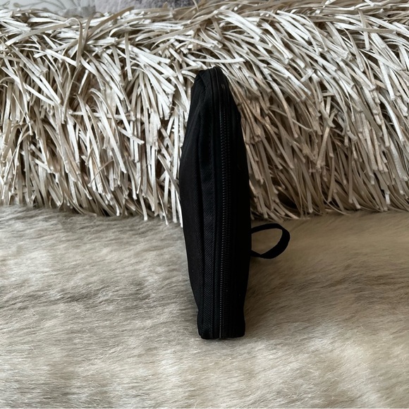 VERA BRADLEY Portable Black Zip Wristlet Baby Changing Pad Wipe Diaper Holder - Picture 9 of 15